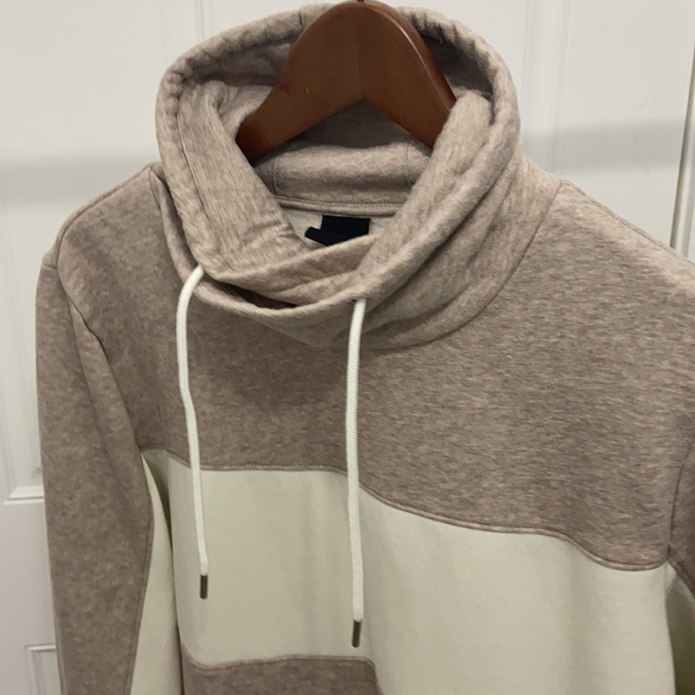 H&M Turtle neck - Picture 3 of 3